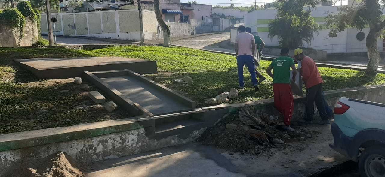 Camacã: Prefeitura revitaliza mais uma praça

